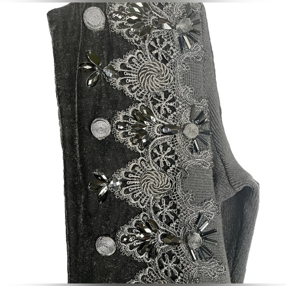 Chicos‎ Embellished Tonal Cardigan Knit Velvet Trim Beaded Black Womens 1P/M - Picture 4 of 9